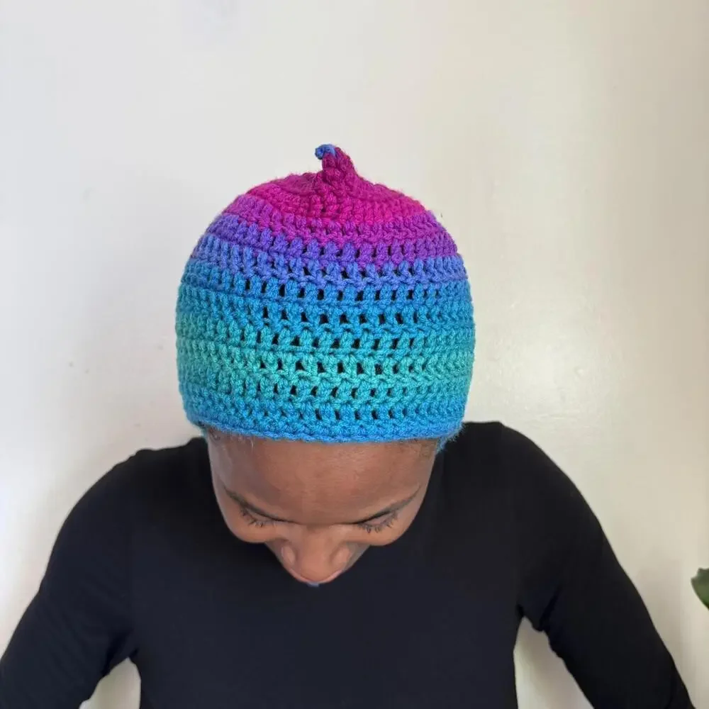 Playful Hand-Crochet‎ multicolore Pixie Bonnet